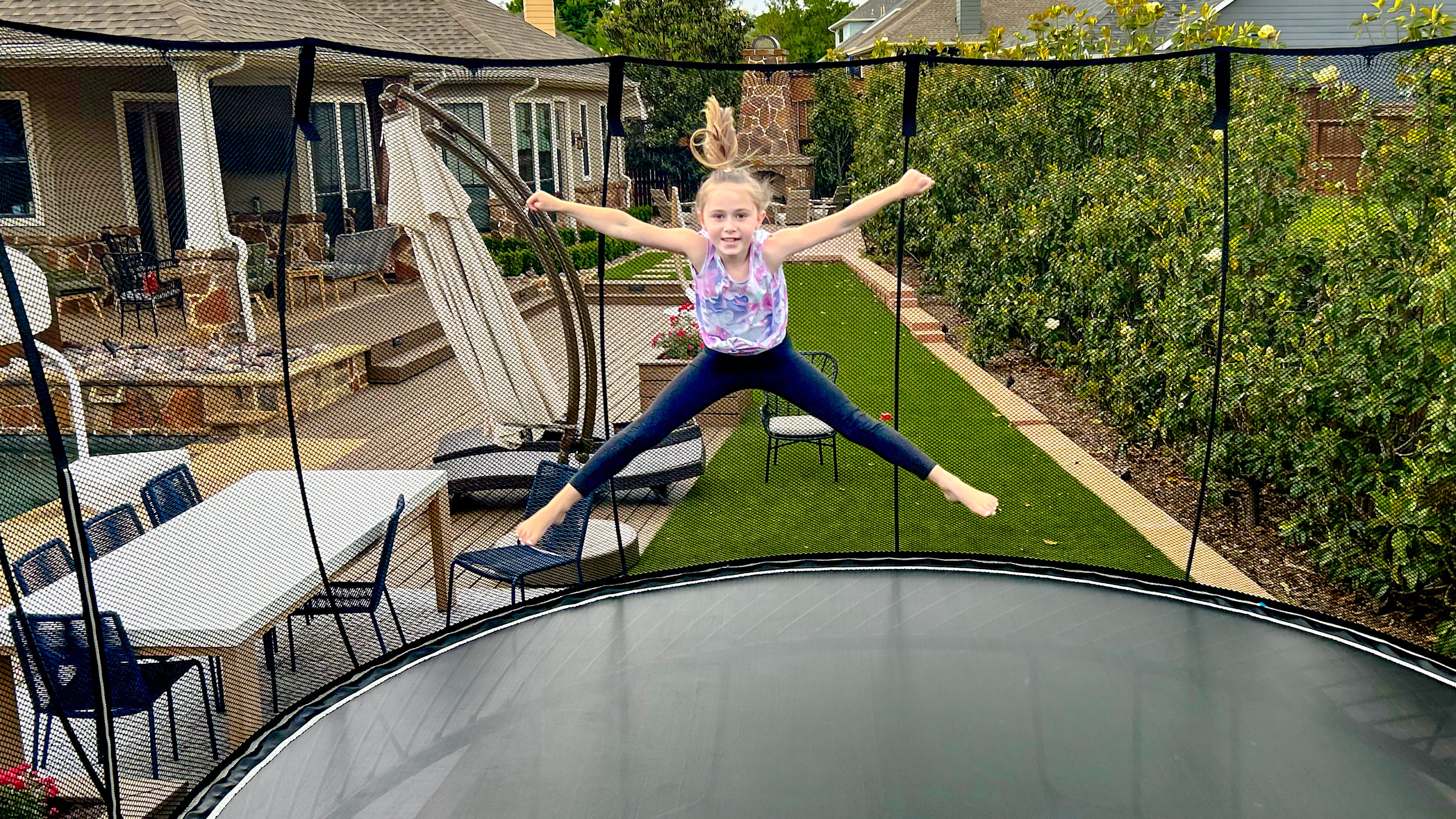 Jumbo Oval Trampoline